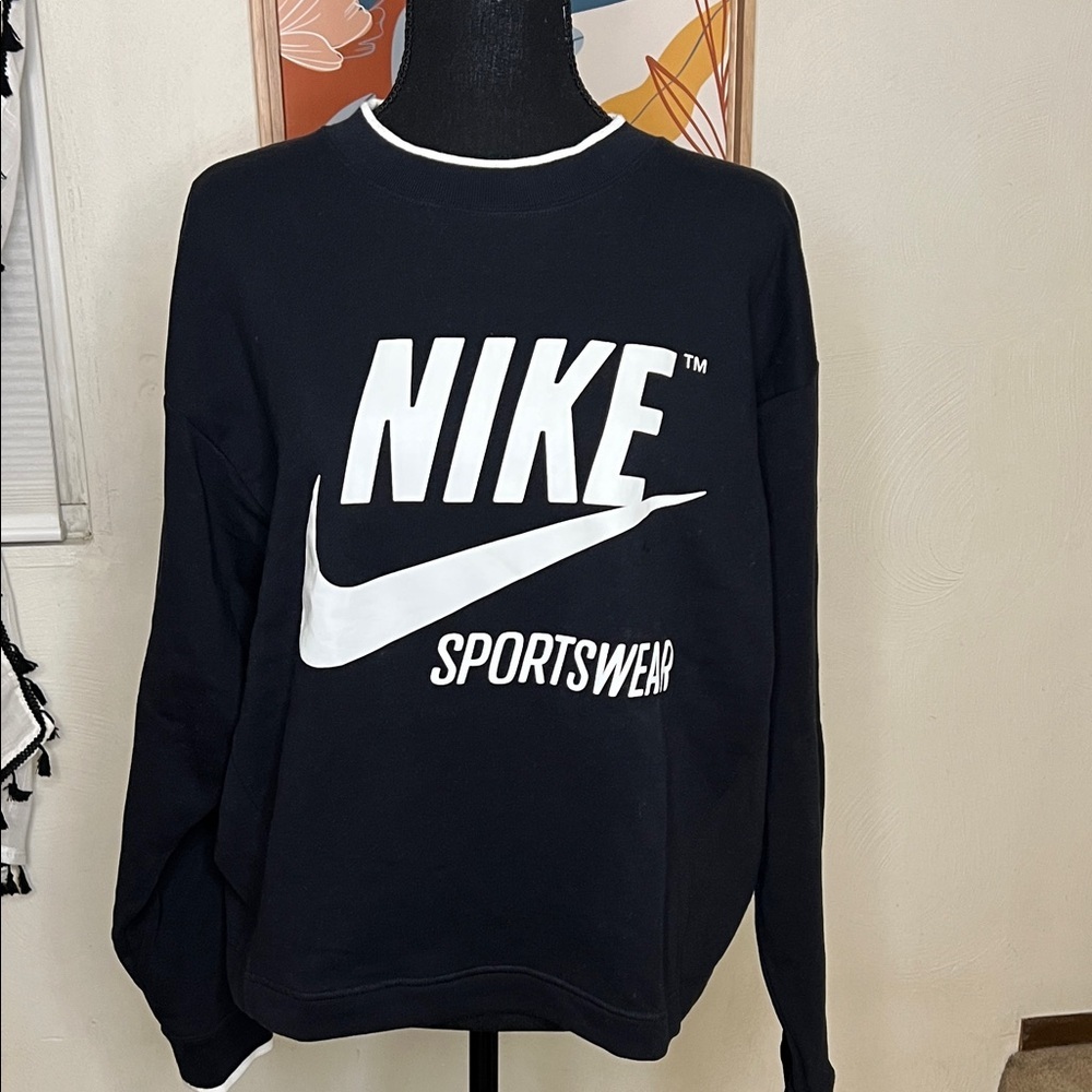 Nike Sportswear Archive Crew Sweatshirt Size M - Picture 2 of 7